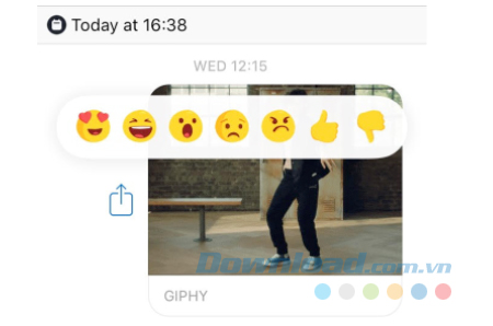 Sử dụng emoji khi nhắn tin