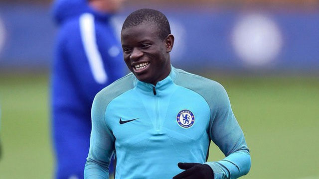 Tiền vệ hộ công N’Golo Kanté trong màu áo Chelsea