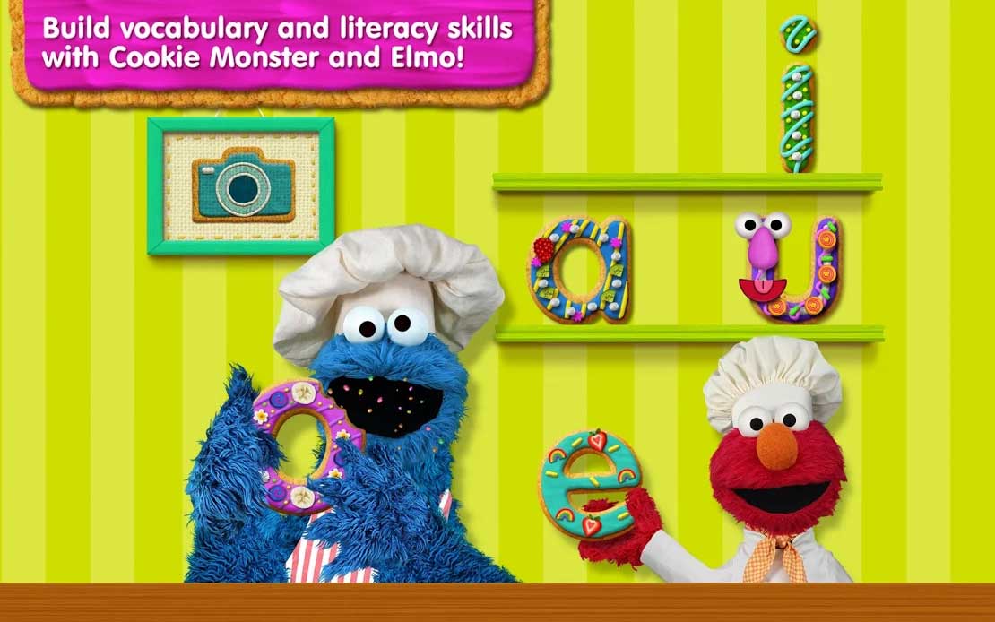 Xây dựng từ vựng và cải thiện kỹ năng đọc cùng Cookie Monster và Elmo