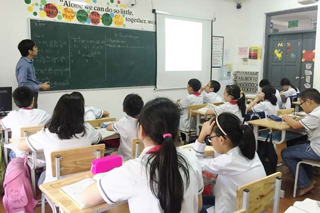 Bộ đề thi giữa học kì 1 lớp 4 bao gồm cả môn Toán, Tiếng Việt, Tiếng Anh