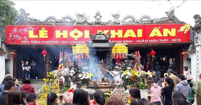 Thuyết minh lễ hội đền Trần (Nam Định) - Văn mẫu lớp 9