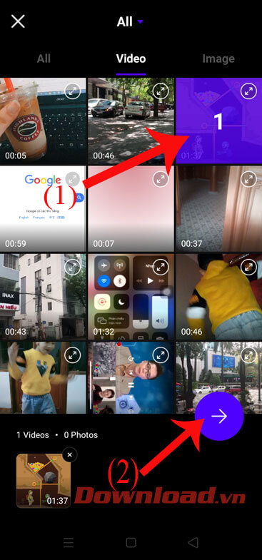 Chọn video và nhấn vào nút mũi tên