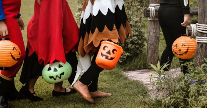 Đoạn văn tiếng Anh viết về Halloween (6 mẫu) Viết đoạn văn về lễ Halloween bằng tiếng Anh