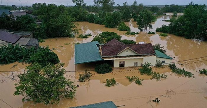 Văn mẫu lớp 9: Nghị luận về hiện tượng lũ lụt ở miền Trung ...