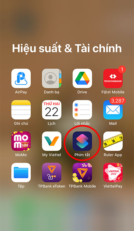 Tải miễn phí app thay đổi hình nền iphone cho màn hình chính của điện thoại của bạn