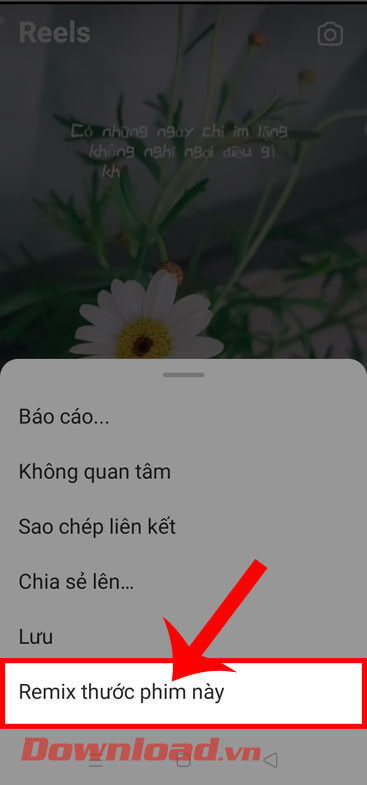 Chạm vào mục Remix thước phim này