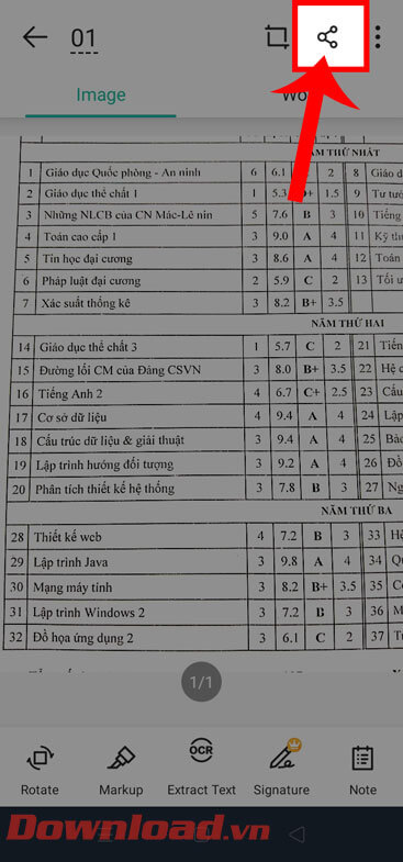 <p><strong>Bước 10:</strong> Lúc này tại file tài liệu đã scan, hãy chạm vào<strong> biểu tượng chia