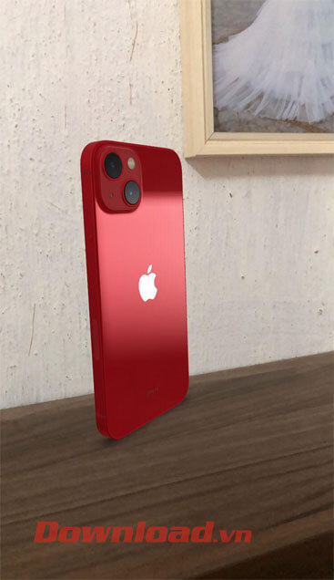 iPhone 13 màu đỏ