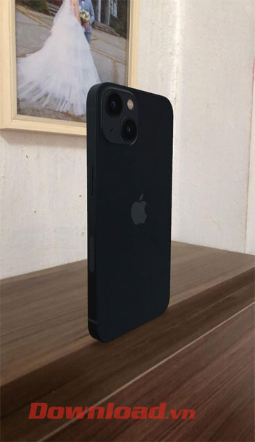 iPhone 13 màu đen