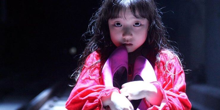 Phim kinh dị Hàn Quốc Đôi giày đỏ để lại ấn tượng khó quên 
