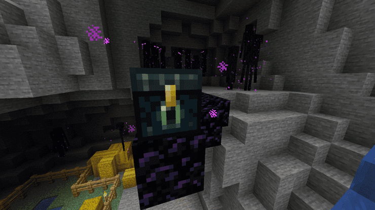 Ender Chest is a very useful item in Minecraft