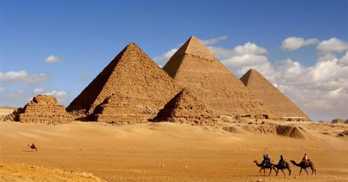 Quần thể kim tự tháp Giza