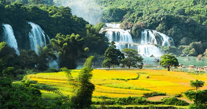 Đoạn văn tiếng Anh miêu tả các kì quan thiên nhiên ở Việt Nam Nói về kỳ quan của Việt Nam bằng tiếng Anh
