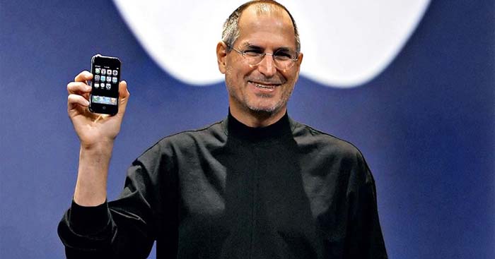 What do you admire the most about Steve Jobs? Bạn ngưỡng mộ điều gì nhất ở Steve Jobs